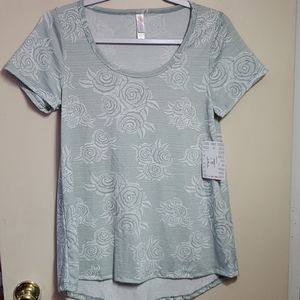 5 for $25 Lularoe Classic tee XS